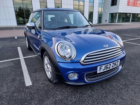 MINI HATCH 1.6 One Hatch