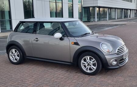 MINI HATCH 1.6 Cooper Hatch