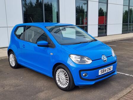 VOLKSWAGEN UP 1.0 BlueMotion Tech High up!